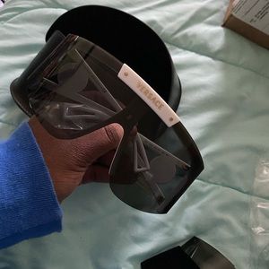 Medusa Icon Shield Sunglasses(NEVER WORN)